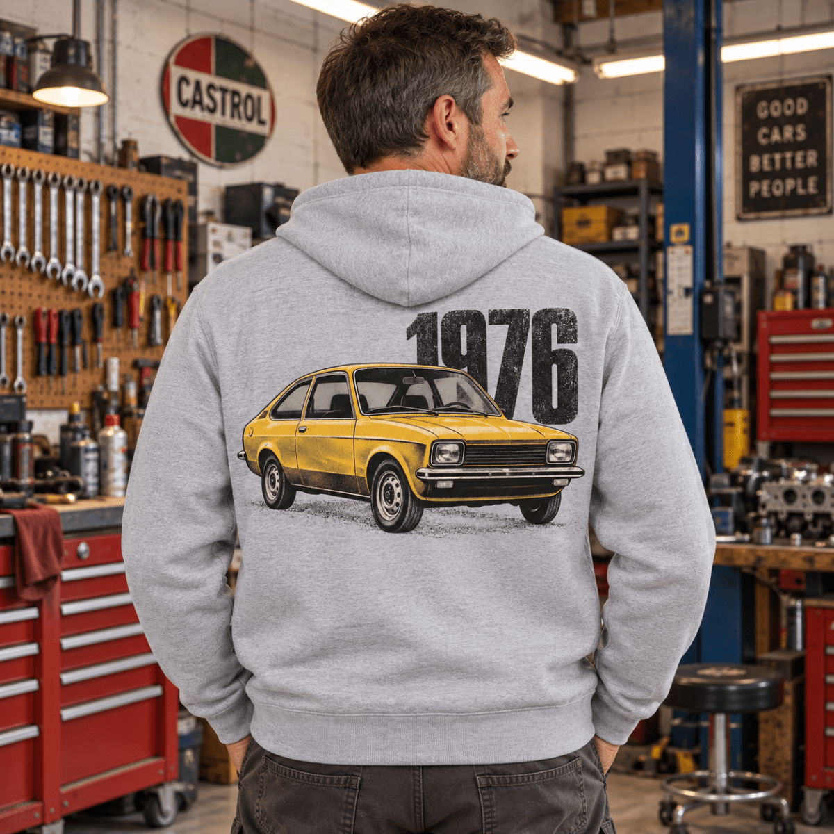 1976 retro hatchback hoodie in sport grey (heather grey), model back – car-hd-0157