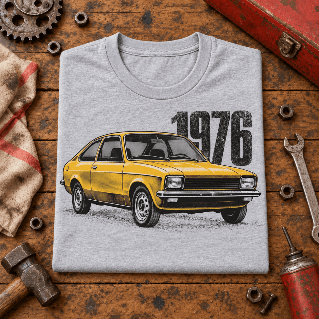 1976 retro hatchback t-shirt in sport grey (heather grey), folded workshop hero – car-ts-0157