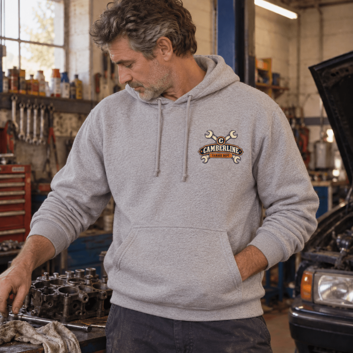 Find Me If You Can 10mm socket mechanic hoodie in sport grey (heather grey), model front – car-hd-0801