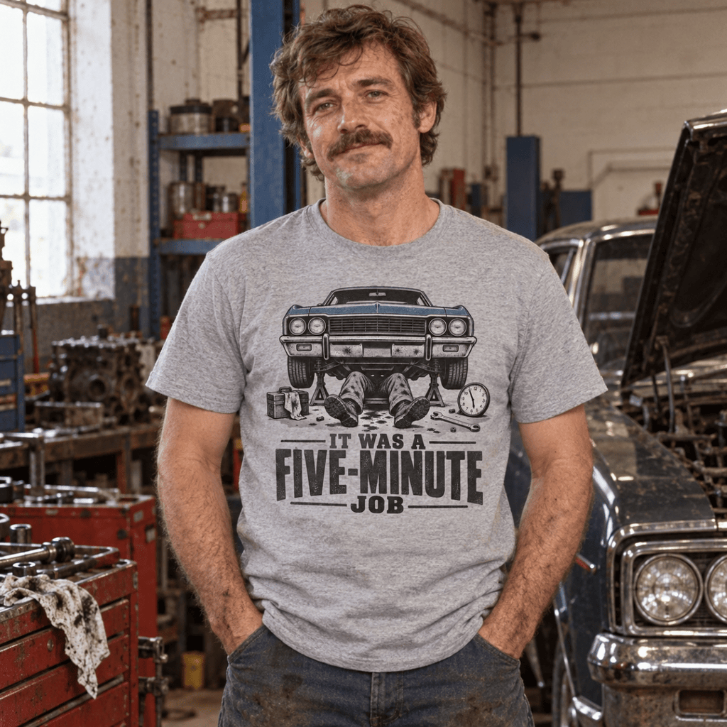 It Was a Five Minute Job classic car mechanic t-shirt in sport grey (heather grey), model front – car-ts-0803
